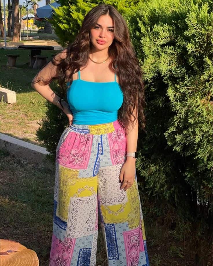 Escorts in Lahore — balanced contrast portrait for clear skin tones — VIP escorts in Lahore — gallery 11/15 — asset 22