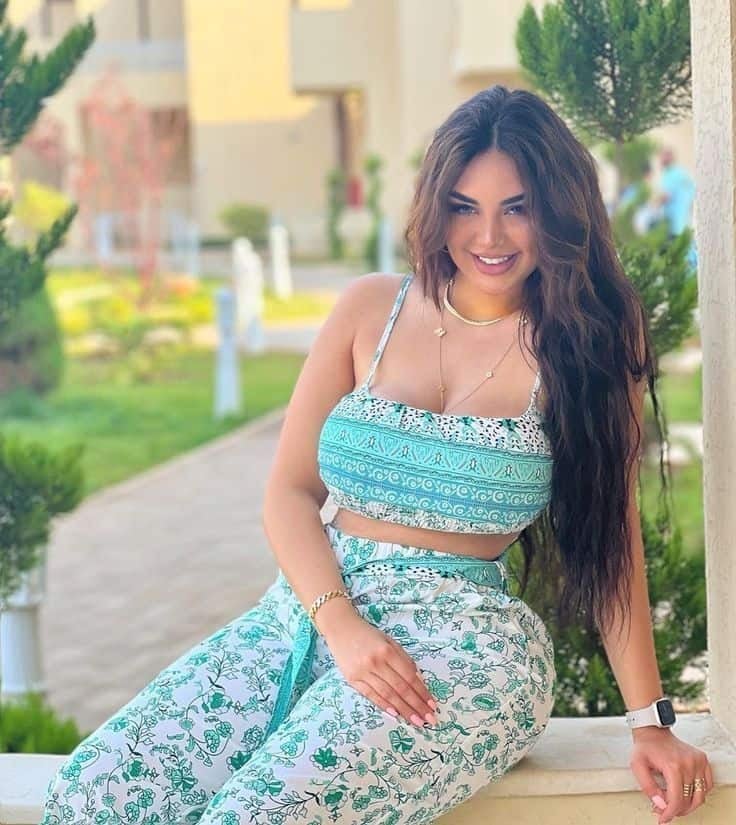 Escorts in Murree — modern aesthetic photo with uncluttered scenery — VIP escorts in Murree — gallery 5/15 — asset 3